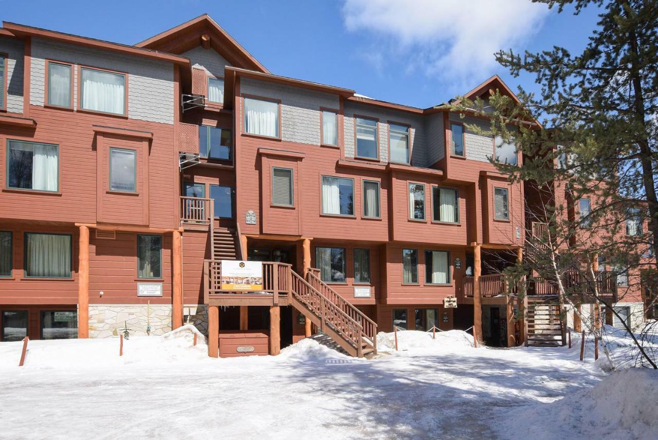 Les Condos Du Lac Taureau- Rooms & Condos Saint-Michel des Saints Exterior photo