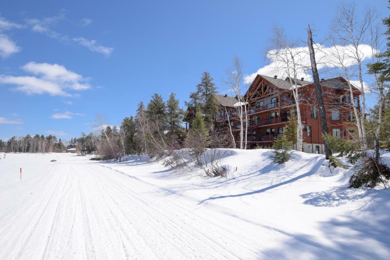 Les Condos Du Lac Taureau- Rooms & Condos Saint-Michel des Saints Exterior photo